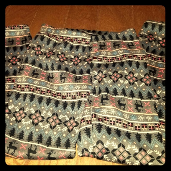👛5/$10🛍NWOT Super Soft Leggings - Picture 1 of 5